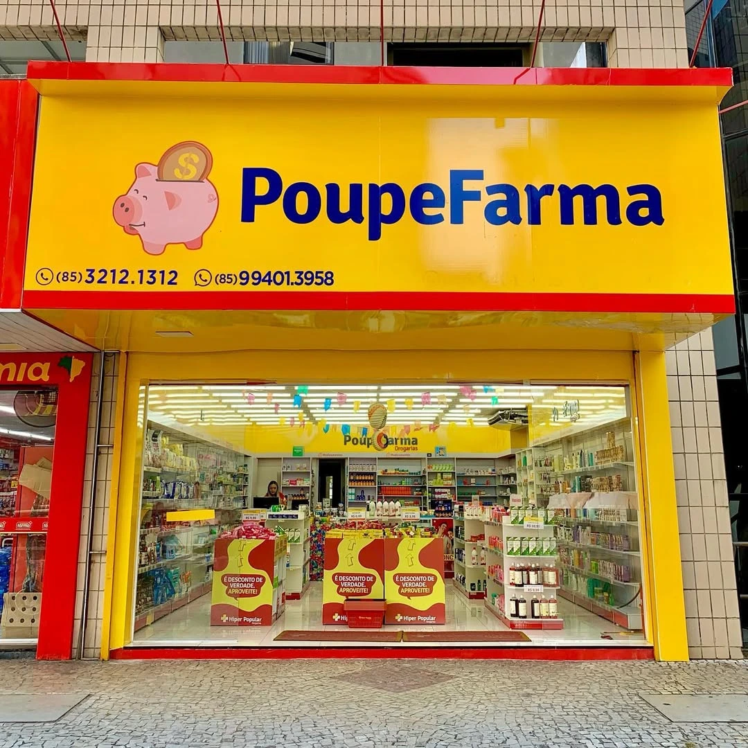 Farmácia PoupeFarma - Fachada unidade Meireles em Fortaleza